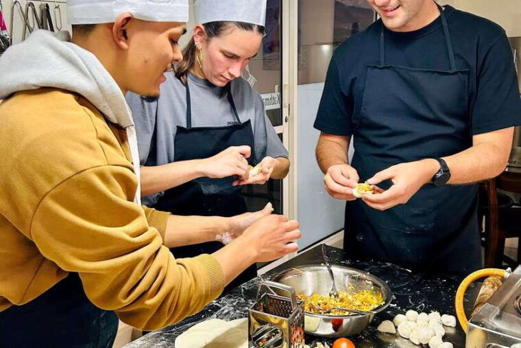 kathmandu-nepali-cooking-class-momo-making-with-a-local