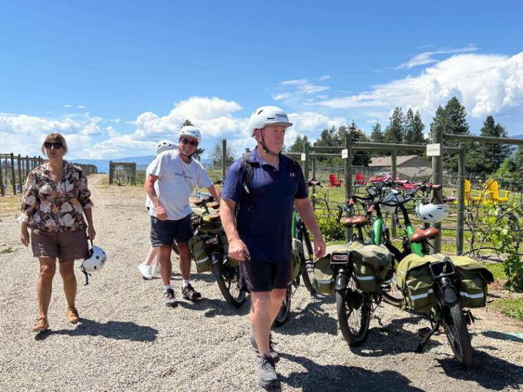 kelowna-e-bike-guided-wine-tour-with-lunch-tastings