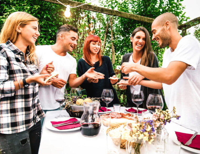 kelowna-love-local-foodie-tour-on-winery-farm-with-lunch
