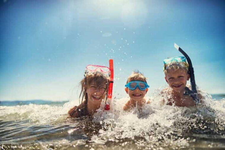 kota-kinabalu-island-hopping-with-snorkeling-meal
