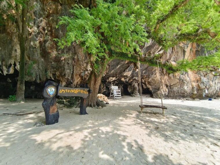 krabi-hong-sunrise-island-private-luxury-vintage-boat