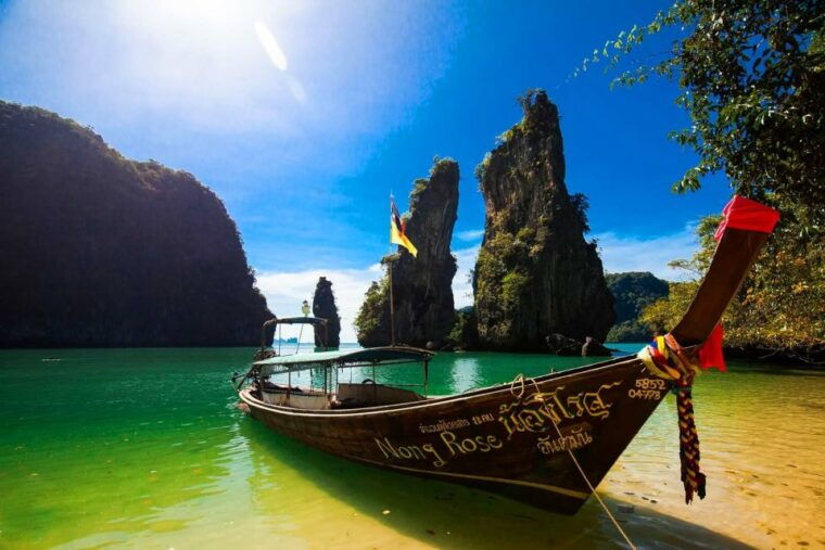 krabi-private-long-tail-boat-tour-to-james-bond-island