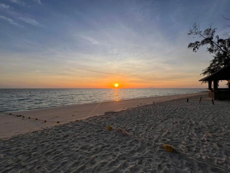 krabi-sunrise-4-island-by-luxury-vintage-boat-join