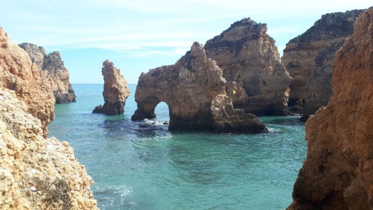 lagos-boat-trip-to-grottos-of-ponta-da-piedade-and-caves