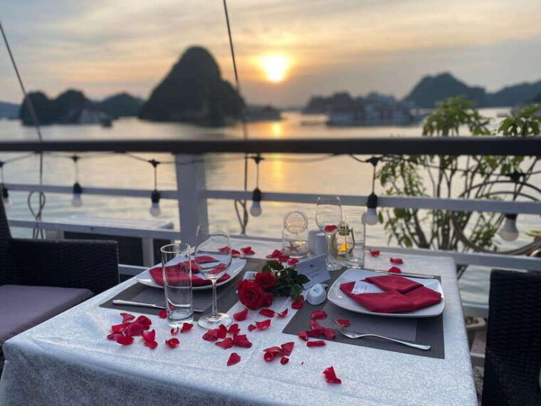 lan-ha-bay-2-days-1-night-cruise-with-balcony-room