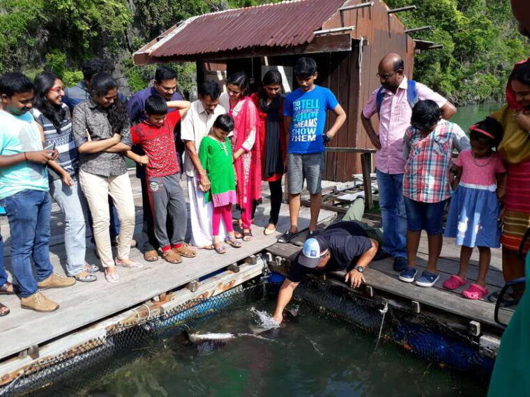 langkawi-mangrove-kilim-unesco-geopark-cave-tour