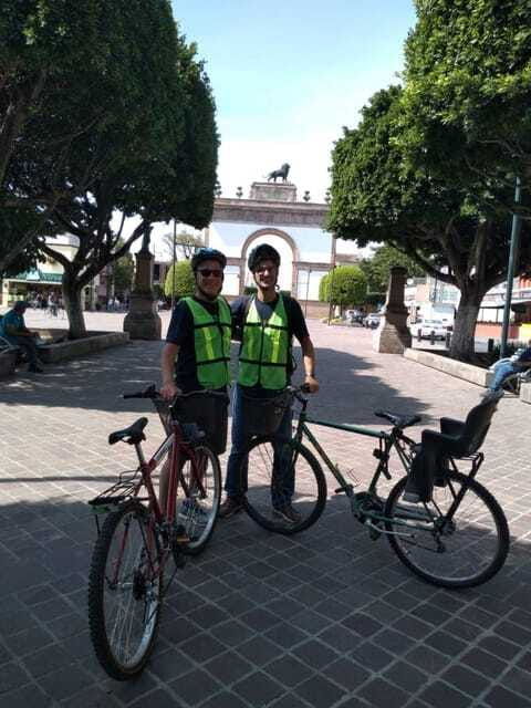 leon-city-highlights-bike-tour