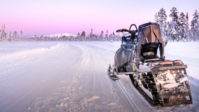 levi-3-hour-snowmobile-safari-around-levi-with-coffee-break
