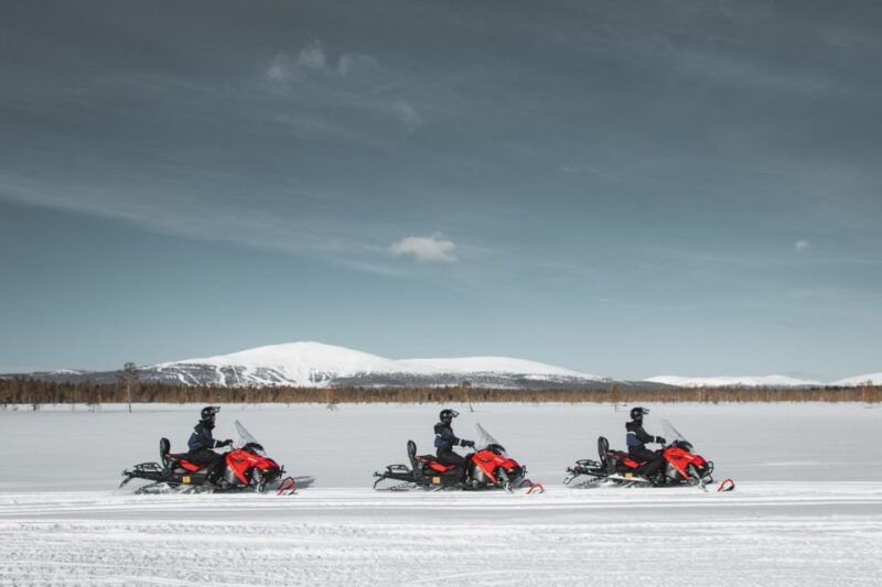 levi-snowmobile-safari-with-ice-fishing-and-outdoor-lunch