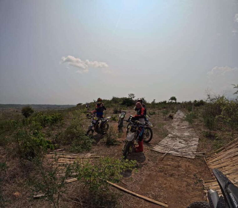 lombok-kuta-dirt-bike-adventure-with-stunning-sunrise-views
