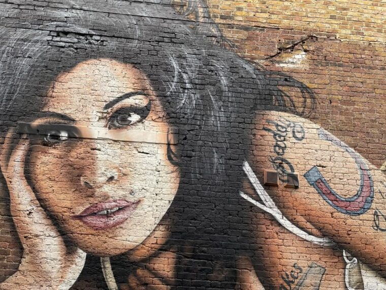 london-camden-and-primrose-hill-music-and-film-walking-tour