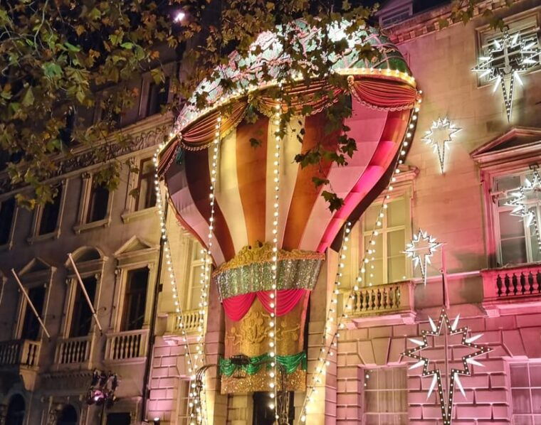 london-christmas-lights-guided-walking-tour-3