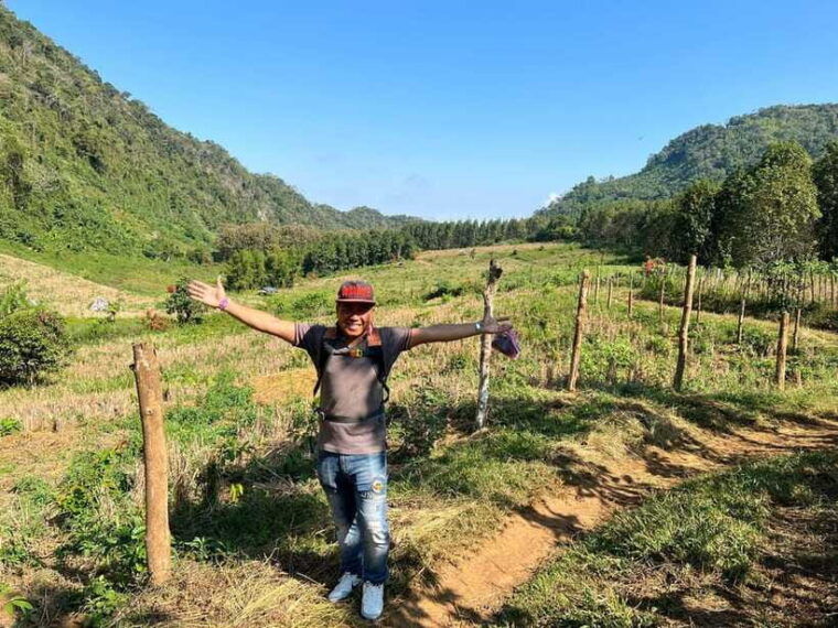 luang-prabang-full-day-trek-to-kuang-si-waterfall-village