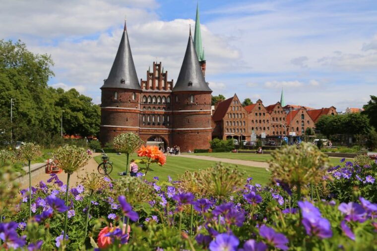 lubeck-1-hour-splash-bus-city-tour