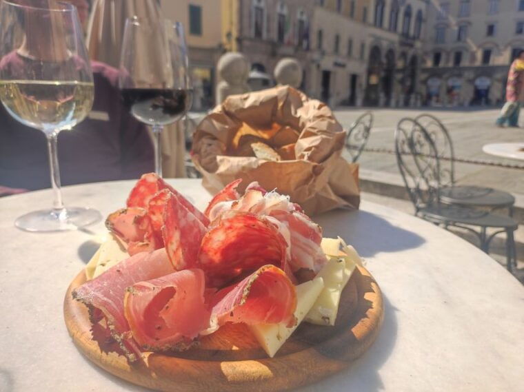 lucca-taste-tuscany-on-a-full-meal-food-tour-with-a-local