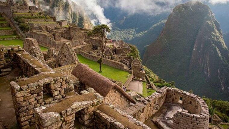 machu-picchu-private-exclusive-adventure-from-cusco-lunch
