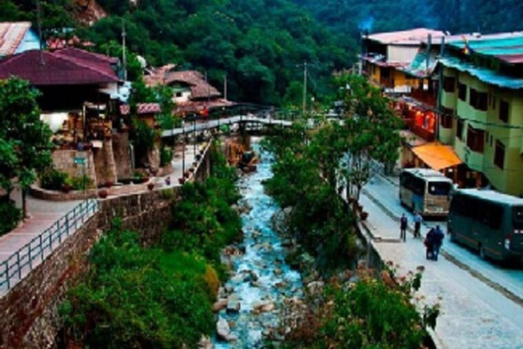 machu-picchu-tour-1-day-voyager-and-expedition-train-cusco