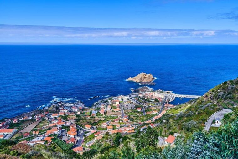 madeira-tour-porto-moniz-west-tour-amazing-swimming-pools