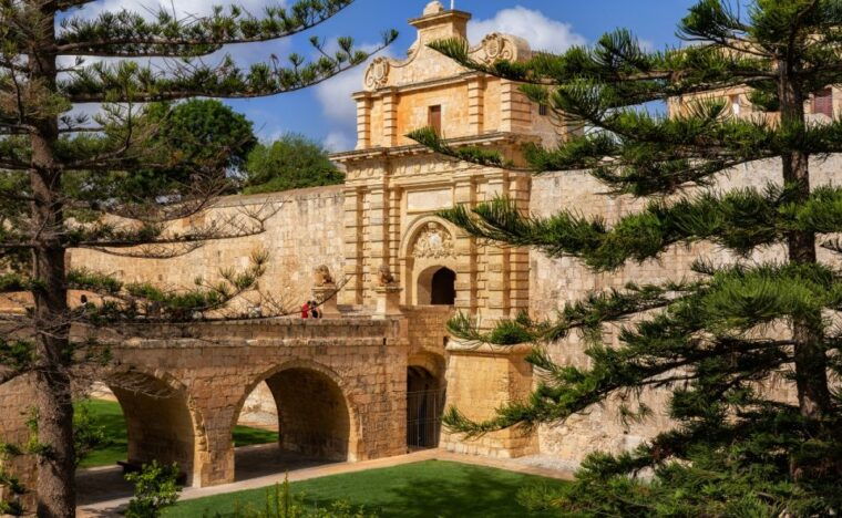 malta-3-cities-marsaslokk-blue-grotto-hagar-qim-temples