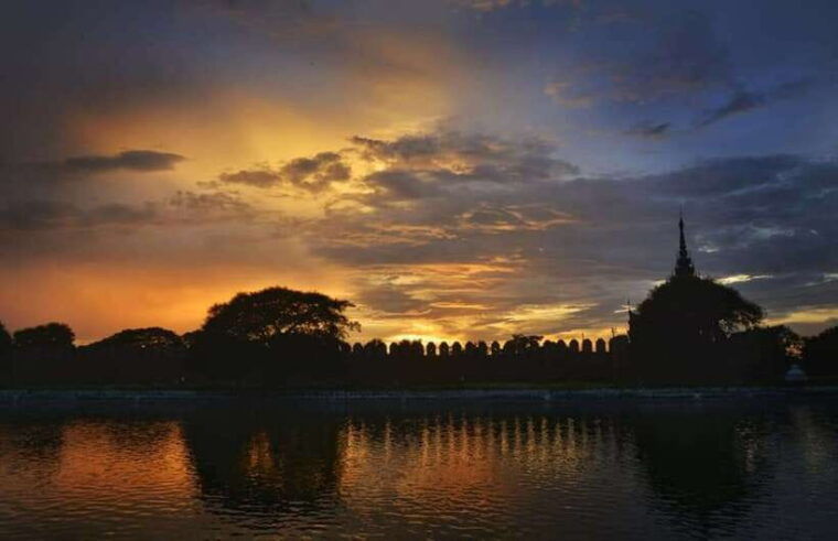 mandalay-amarapura-sagaing-mingun-and-innwa-ava-tour
