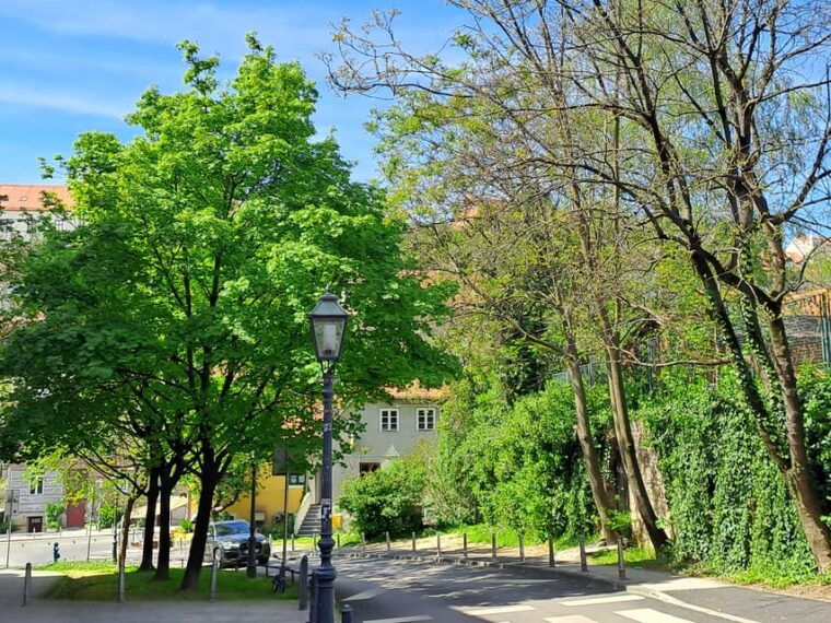 meet-zagreb-city-hightlights-on-a-private-walking-tour