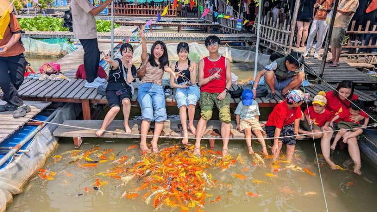 mekong-delta-tour-cai-rang-floating-market-2-days-1-night-3
