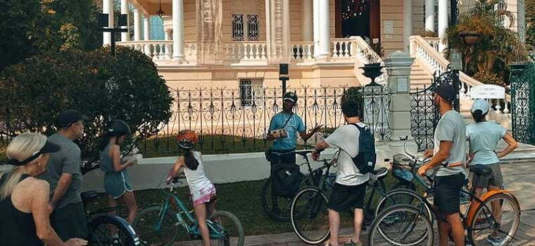 merida-montejo-boulevard-and-historic-center-bike-tour