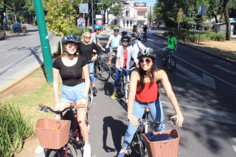 mexico-city-grafitti-street-art-bike-tour-find-hidden-gem
