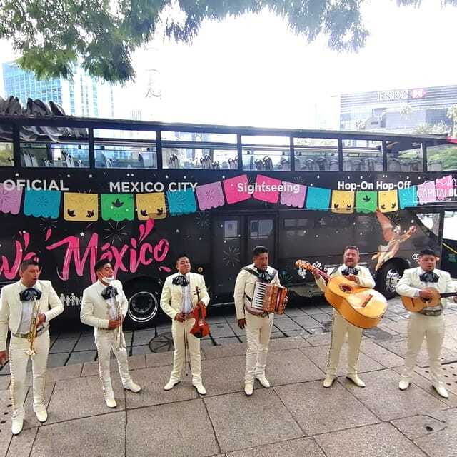 mexico-city-mariachi-night-tour-in-a-panoramic-bus