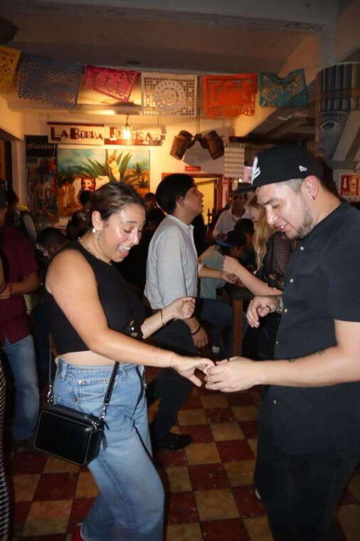 mexico-historic-center-nightlife-tour-with-drinks