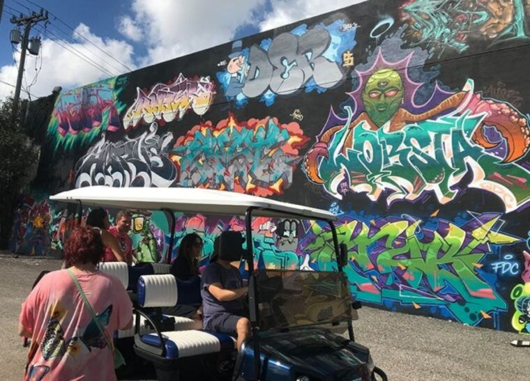 miami-wynwood-graffiti-brewery-golf-cart-tour