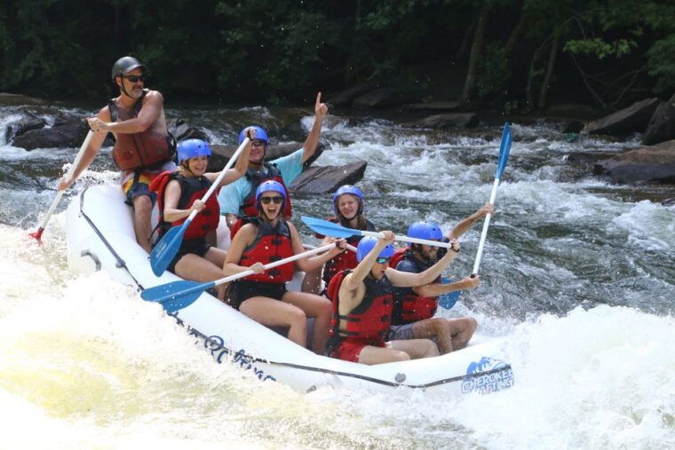 middle-ocoee-river-whitewater-rafting-trip-most-popular