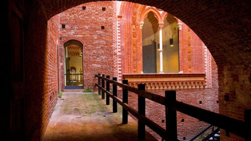 milan-sforza-castle-and-michelangelos-masterpieces-tour