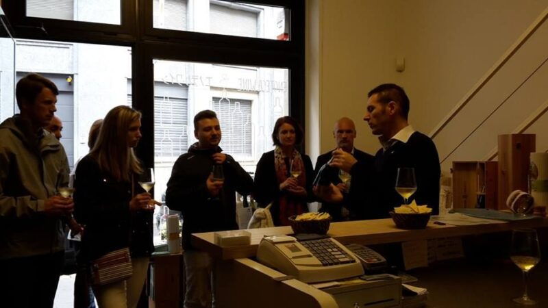 milan-wine-tasting-with-an-italian-sommelier