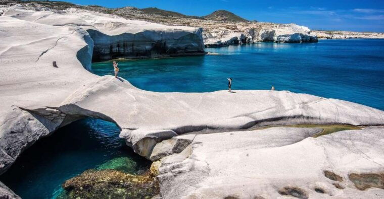 milos-island-archaeology-culture-tour