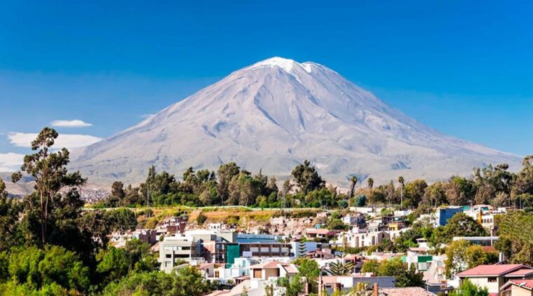 misti-volcano-ascent-tour-arequipa-2