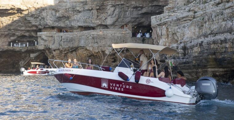 monopoli-private-boat-tour-with-aperitif-and-champagne