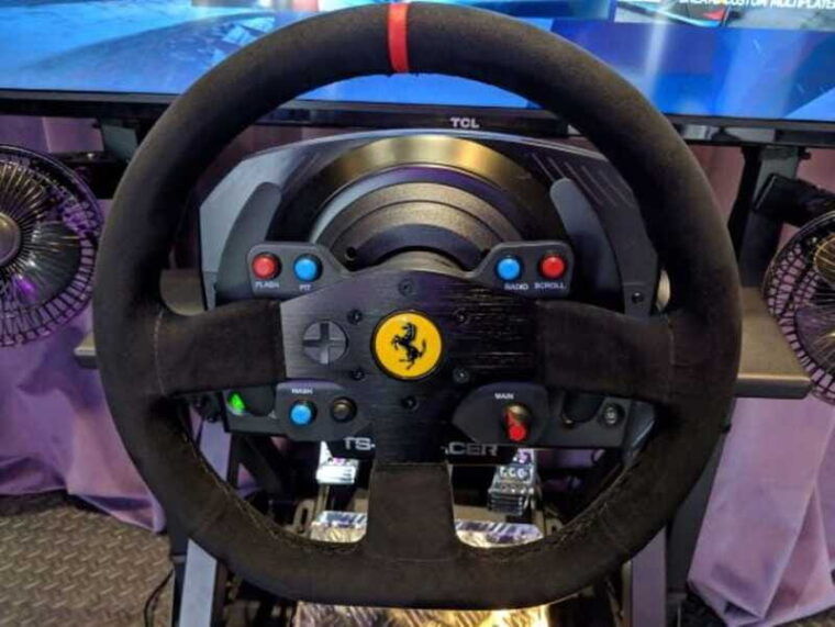 mont-tremblant-virtual-reality-car-racing-30-mins