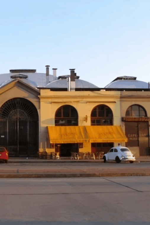 montevideo-highlights-walking-tour-with-a-guide-2
