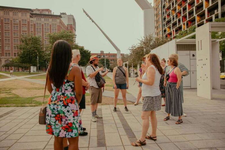 montreal-brewpub-experience-beer-tasting-walking-tour