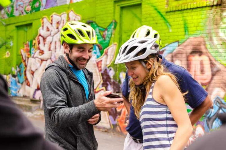 montreal-guided-bike-tour-of-city-old-port-plateau