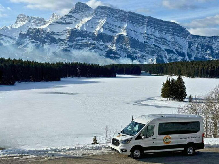 moraine-lake-sunrise-lake-louise-from-calgary-canmore-banf