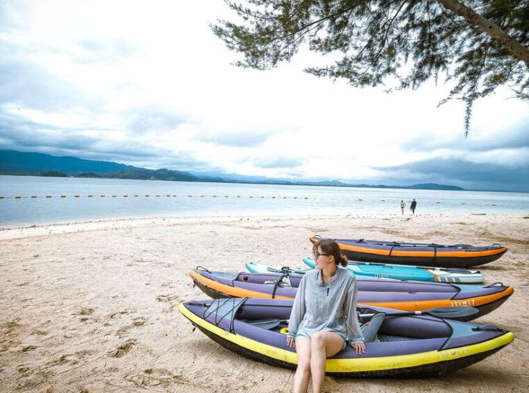 morning-ara-dinawan-private-island