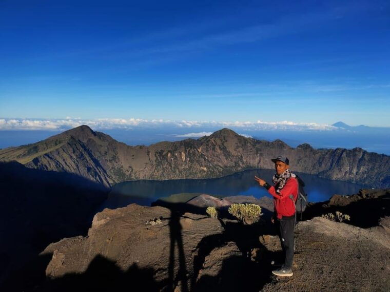 mount-rinjani-2d-1n-crater-rim