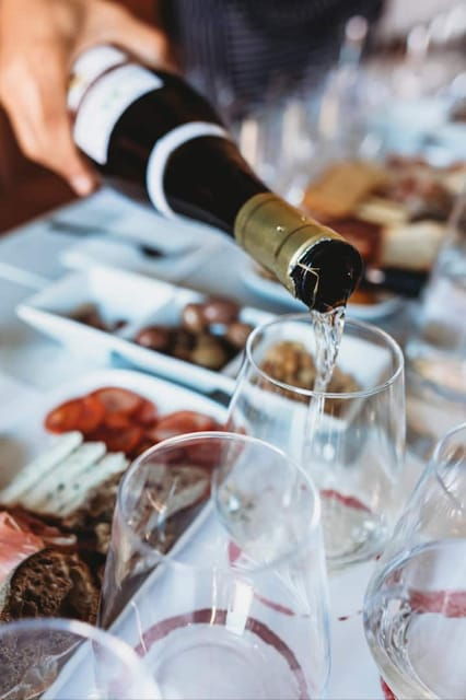 mykonos-town-wine-tour-in-greek-gastronony-with-a-local