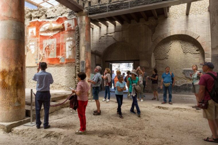 naples-pompeii-and-herculaneum-private-walking-tour