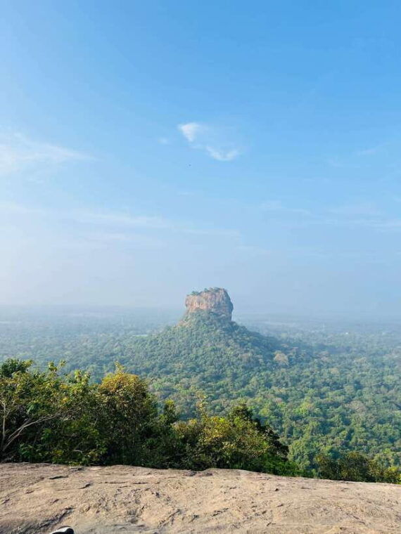 negombo-colombo-10-day-private-sri-lanka-tour-with-hotel