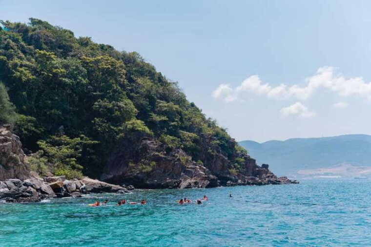 nha-trang-snorkeling-at-marine-park-with-lunch