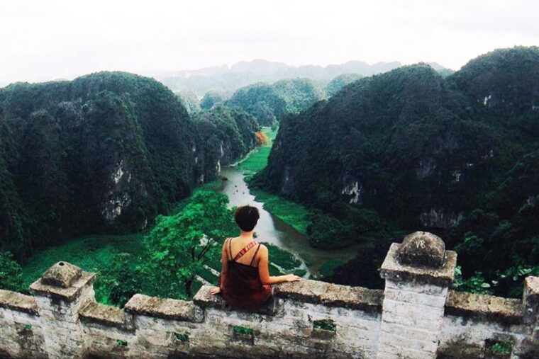 ninh-binh-full-day-hoa-lu-tam-coc-mua-cave-tour-buffet-boat