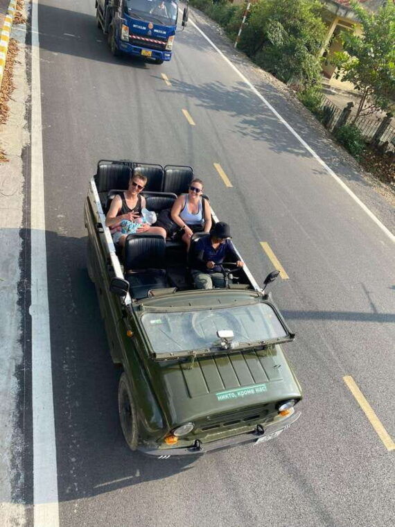 ninh-binh-jeep-tour2-hours-visit-bich-dong-thai-vi-temple